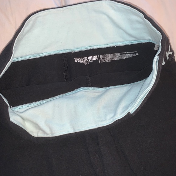 VS PINK YOGA LEGGINGS BLACK SMALL - Picture 10 of 16